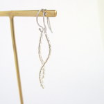 ◆Light line◆ 光のラインピアス・スターリングシルバー　