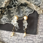 「フラワーシャワー」ピアス