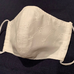 【値下げしました】夏用マスク／涼しい/薄手大人用大きめ/刺繍レース/ブライダル/コットン/立体／小顔／人気