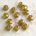 【4㍉ 30個】イングリッシュカット＊khaki gold＊チェコビーズ