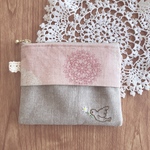 送料無料໒꒱· ﾟ刺繍入りナチュラルティッシュポーチ