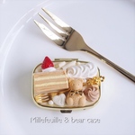 いちごミルフィーユとクマのピルケース