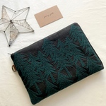 A5マルチポーチ　land theater チャコール