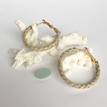 ラウハラ編みリングピアス4センチ(ナチュラル)