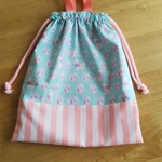 【送料込】✰*30×35✰* にゃんことミルク⋆°｡✩きんちゃく袋(持ち手付き)