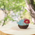 お花とぞうさんの摘み合わせブローチ