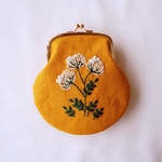 刺繍がま口ポーチ ✢︎ わたの花 ✢︎ 中