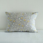イギリス  輸入生地 クッションカバー  小鳥 花柄 フラワー グレー系 30×45