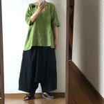 らくらくゆったりブラックリネンのサルエルパンツ