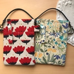 ポケットオーガナイザー　マチ無しグリーンの小花て赤の花2点