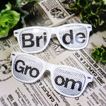 Bride&Groom WHITE　ウェディングサングラス 2個セット モノトーン 白黒  シンプル フォトプロップス