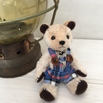《SALE》ハンドメイド　サロペットを着たテディベア風クマぬいぐるみ　キーホルダーやバッグチャーム加工可能