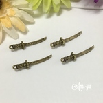 ＊桜柄 日本刀チャーム＊金古美