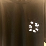 ★ラスト1点SALE・ LLサイズ★ ゆるにゃんこがいっぱいのポケット付き綿100%ビックTシャツ♪ブラック・黒