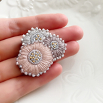 ohana brooch 3p beige pink