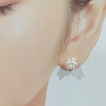 小さなパールピアス