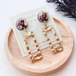 紅バラ 花の小いし(ゴールドパーツ付き)ピアス/イヤリング(金属アレルギー対応)