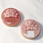 名前入り！マーブル桜ブーケケーキのブローチ