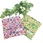 《送料込み》濡れたハンカチ入れ　ハンカチポーチ 小花と小鳥 2色