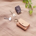  『おすすめ！』✻　🚗スマートキーケース　～Simple～　✻ 　ヌメ革　✻　ナチュラル色　✻　　✻33