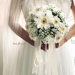 ホワイトガーベラ&ローズのブーケ〜wedding white〜【送料無料】