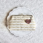 ホワイトチョコレートのがま口通帳ケース 