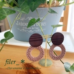 ラタンとボタンパーツの夏アクセ