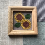 ひまわりの刺繍ミニ額