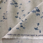 有輪商店 布・生地   綿麻   清楚な花柄プリント　ネイビー　50cｍカットクロス