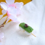 抹茶あんのお団子ブローチ