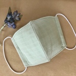 くすみグリーン　立体マスク　M、Lサイズ