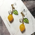 フルーツ(レモン)のノンホールピアス