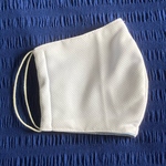 『夏用』シンプル大人マスク　白色