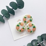 くるみボタンの刺繍ヘアゴム　orange wreath