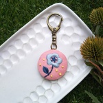 お花のキーホルダー（ストロベリーピンク）