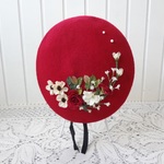 【再販】花とおでかけフレンチベレー赤（風に吹かれて）