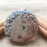 刺繍★アジサイ森のリス★ブローチ