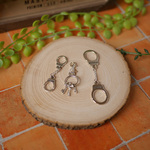銀の鍵束　カニカンカバンズボンチャームに　ドール用