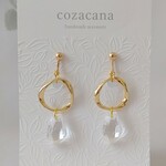 アイスキューブのアクリルチャームイヤリング/ピアス