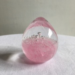 ガラスのペーパーウェイト　パステルピンク「いちごみるく」