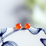 【再入荷！】太陽のカーネリアン ひと粒ピアス 7月誕生石｜4mm｜選べるピアス金具 アレルギー対応