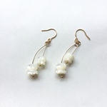 14kgf ☆ホワイトシェル すずらんピアス