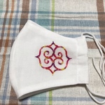 サラシのアイヌ刺繍マスク