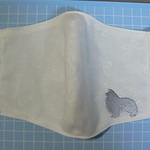 シェルティ刺繍付　マスク　しろ白リボン♪　大人用　裏Wガーゼ←縫い代押さえ縫いのひと手間追加♪　咳エチケット