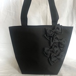 SALE!シックで可愛いブラックリボンの大きめ保冷バッグ♡お弁当バッグランチバッグマザーズバッグママバッグクーラーバッグ