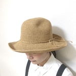 麦わらつば広帽子　折り畳み可 シンプル ＜全2色＞