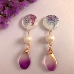 藤の花と揺れるしずくピアス(イヤリング)(紫)