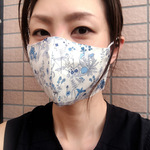 ユリコノマスク　大きめ　大人用　花柄　フラワー　初夏　爽やか　涼しげ　夏　フリーサイズ　ブルーフラワー