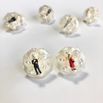 ジオラマピアス/パーティに参加する人