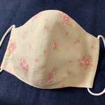【値下げしました】夏用薄手マスク/涼しい/洗える大人用大きめ/小顔／上品マスク/YUWAコットン/立体／花柄／人気